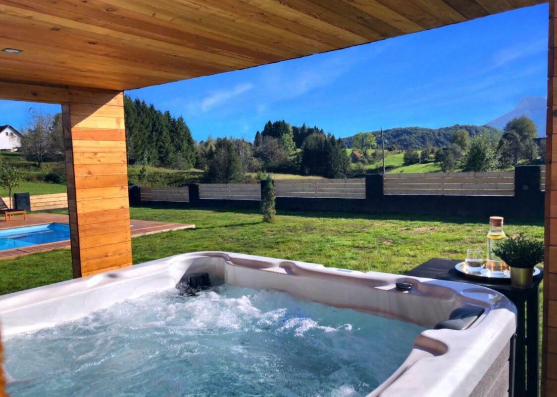 Zoe Luxury House Villa Gomirje Eksteriør bilde